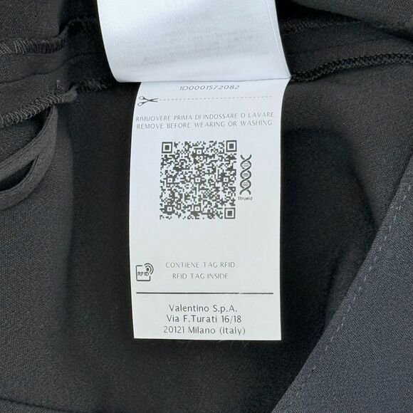 NWT RED Valentino Bow Detail Stretch Crepe Long Sleeve Tuxedo Jumpsuit in Black - Picture 13 of 16